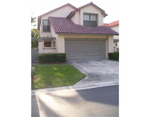 21667 Cromwell Cir