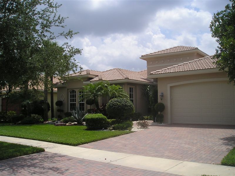 7350 Carmela Wy